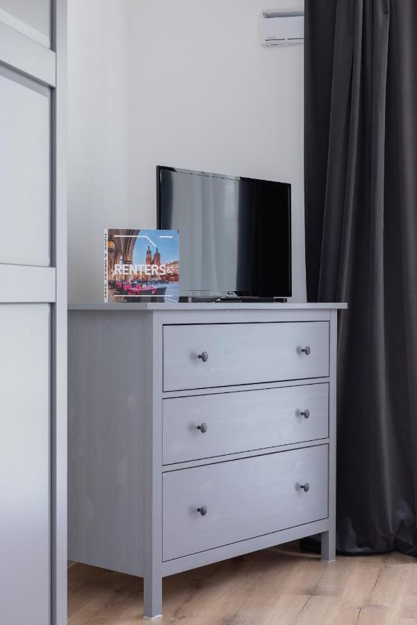 Elegant Pet-Friendly Studio In Krakow By Noclegi Renters Экстерьер фото