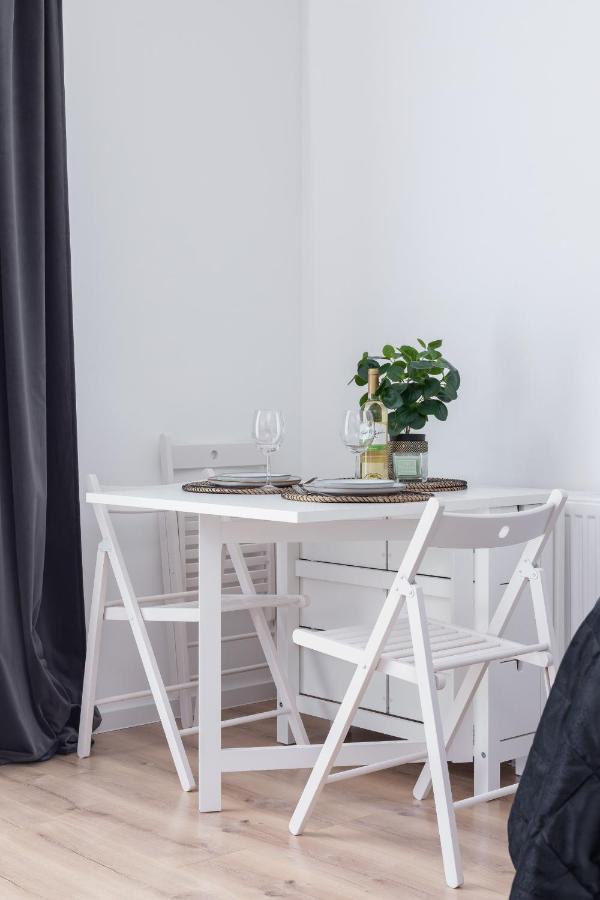 Elegant Pet-Friendly Studio In Krakow By Noclegi Renters Экстерьер фото