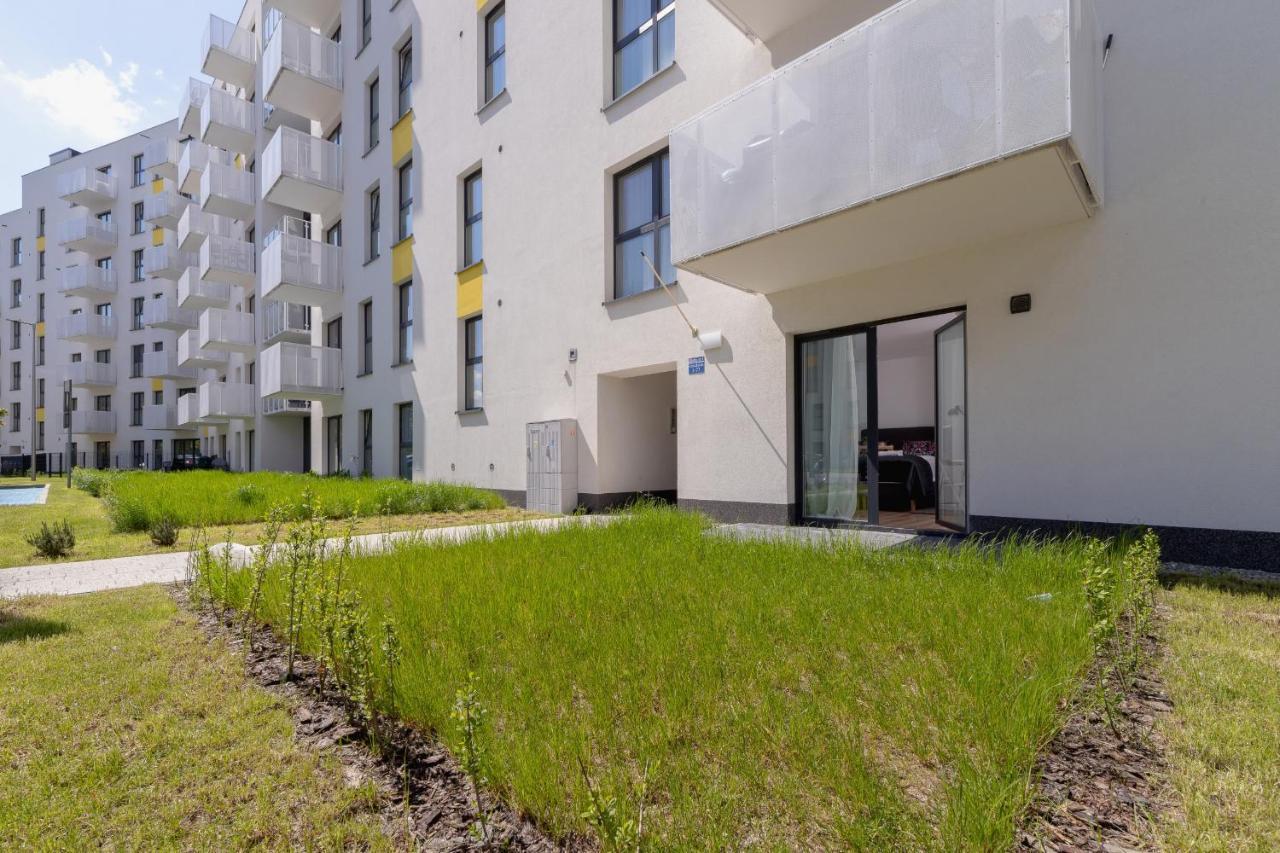 Elegant Pet-Friendly Studio In Krakow By Noclegi Renters Экстерьер фото